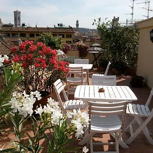 Bijou Roof Terrace Otel